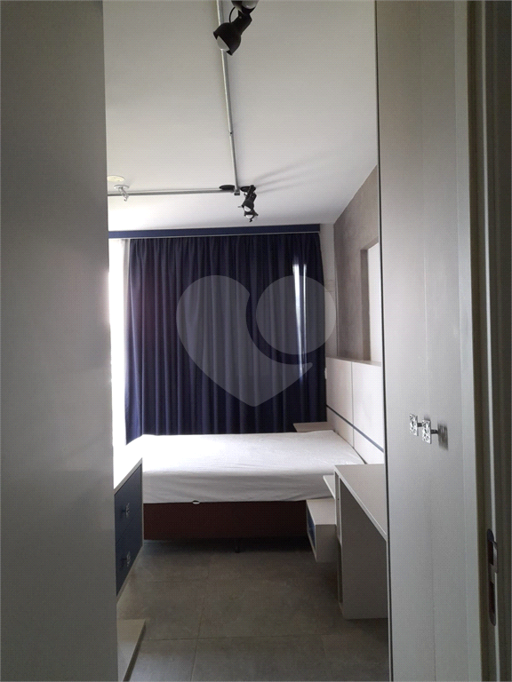 Apartamento à venda com 1 quarto, 45m² - Foto 9