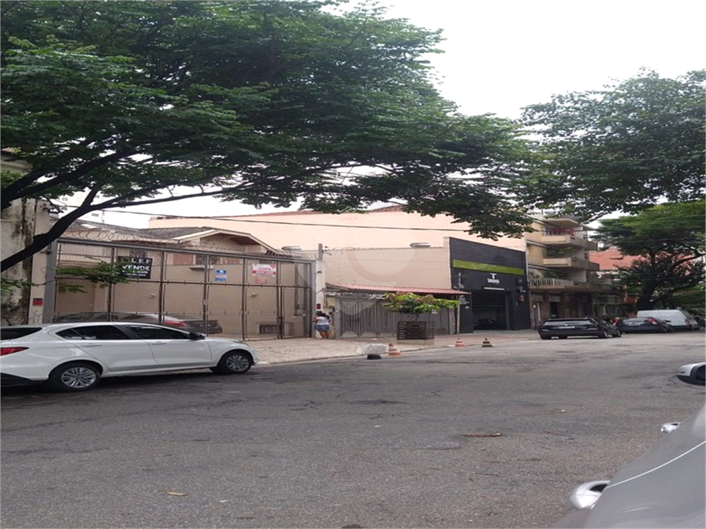 Casa com dois pavimentos na Barra Funda: 