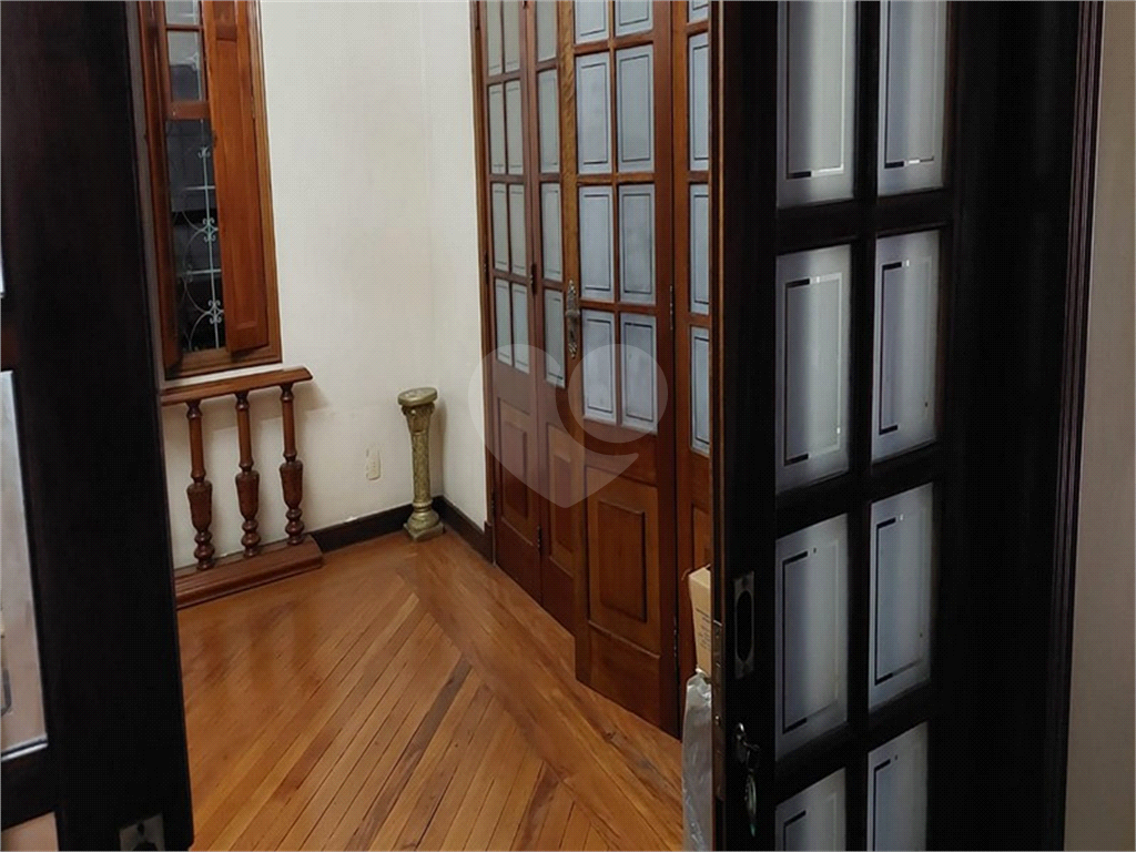 Casa com dois pavimentos na Barra Funda: 
