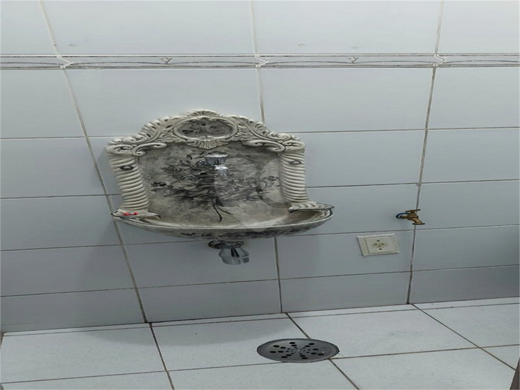 Casa com dois pavimentos na Barra Funda: 