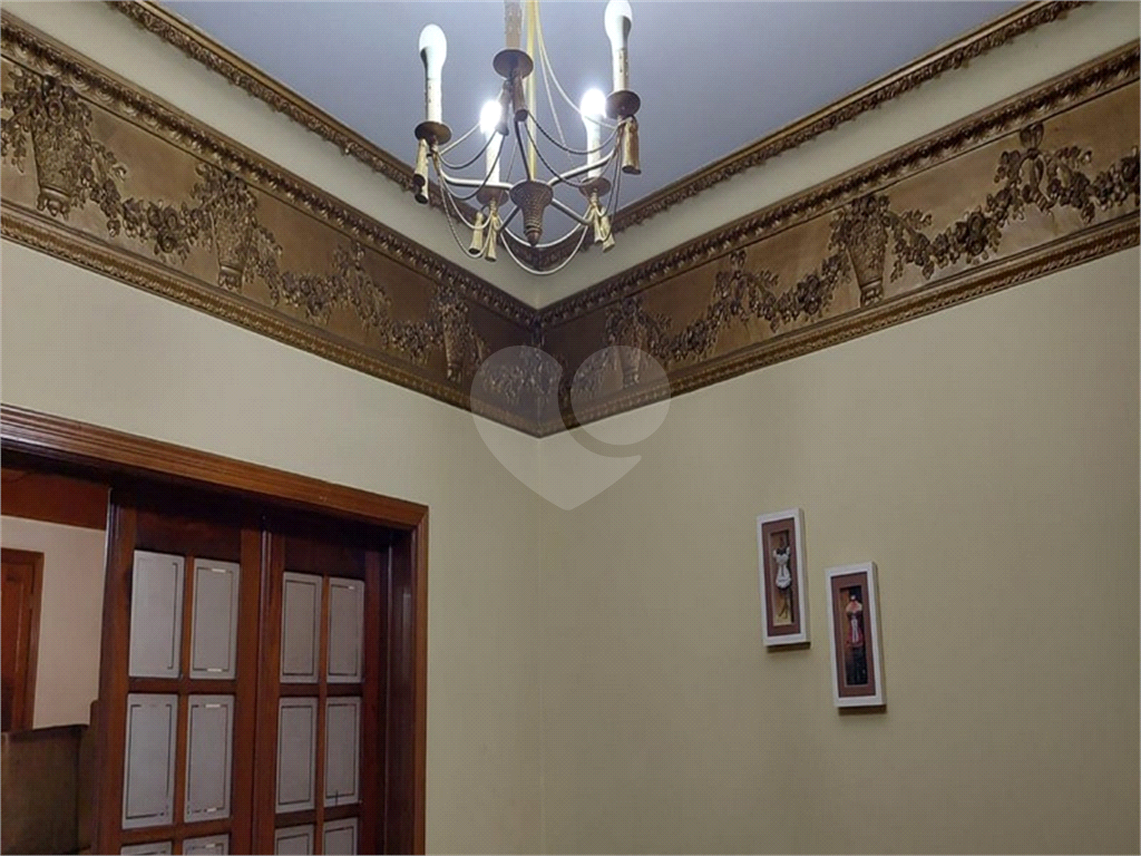 Casa com dois pavimentos na Barra Funda: 
