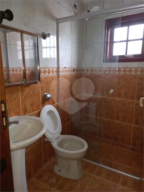 OPORTUNIDADE - Sobrado com 3 suítes próximo da Av Timóteo Penteado