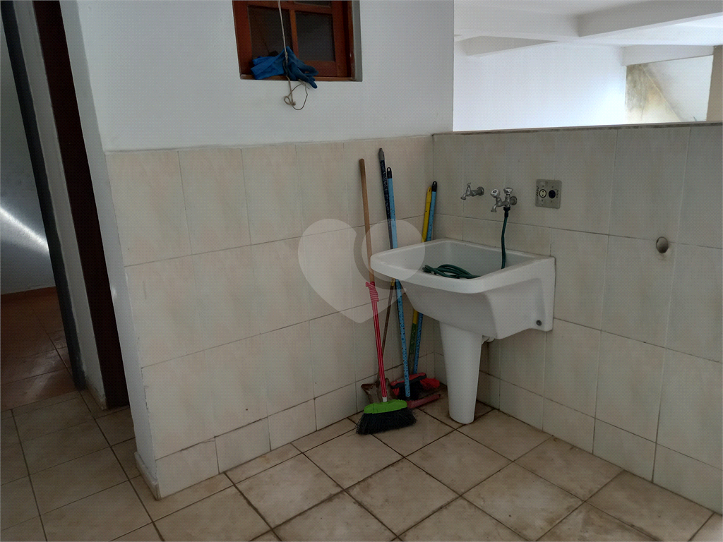 OPORTUNIDADE - Sobrado com 3 suítes próximo da Av Timóteo Penteado
