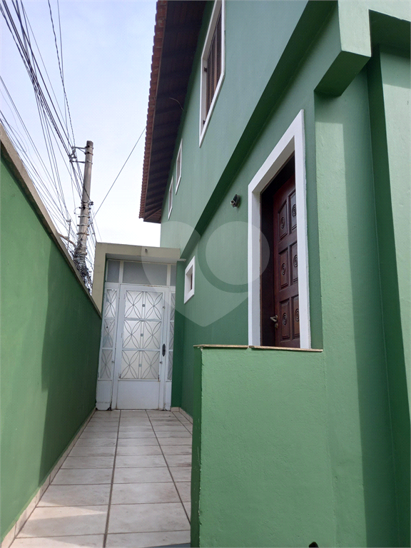 OPORTUNIDADE - Sobrado com 3 suítes próximo da Av Timóteo Penteado