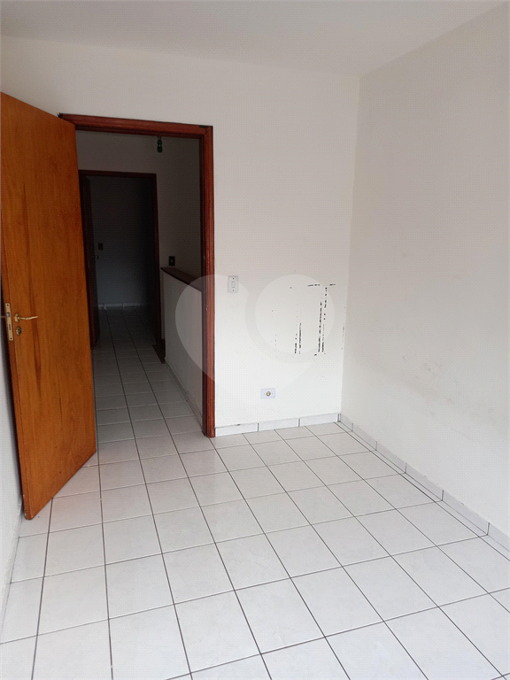 OPORTUNIDADE - Sobrado com 3 suítes próximo da Av Timóteo Penteado