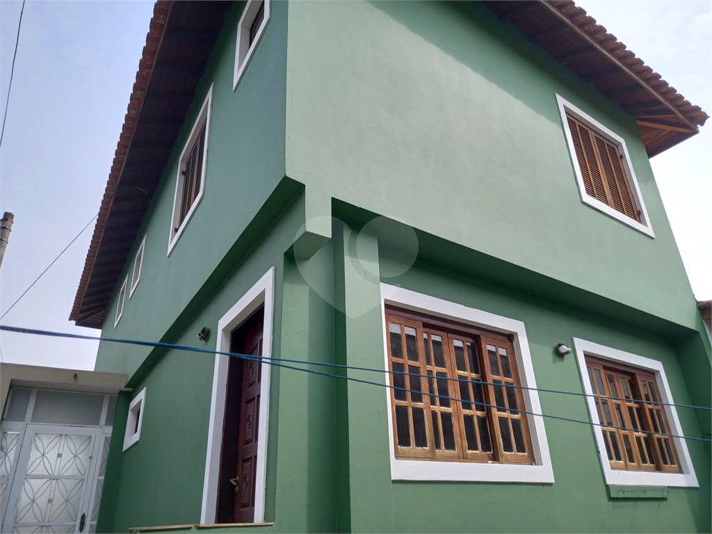 OPORTUNIDADE - Sobrado com 3 suítes próximo da Av Timóteo Penteado