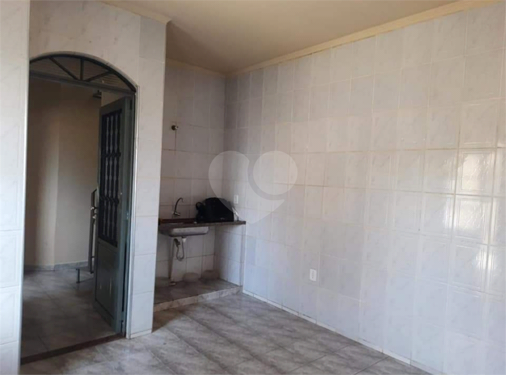 Casa à venda com 3 quartos, 113m² - Foto 16