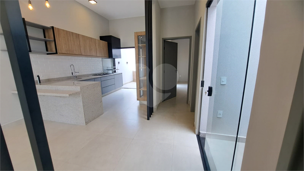 Linda casa á venda com 3 dormitórios na adorável cidade de Bragança Paulista SP