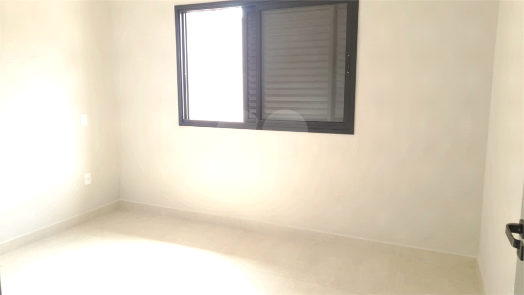 Linda casa á venda com 3 dormitórios na adorável cidade de Bragança Paulista SP