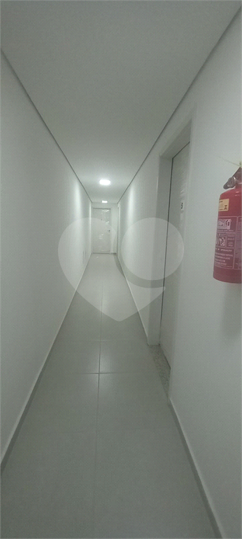 Apartamento à venda com 1 quarto, 28m² - Foto 9