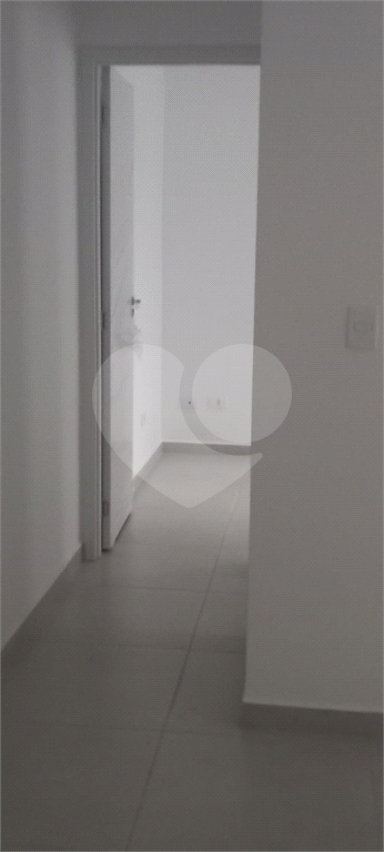 Apartamento à venda com 1 quarto, 28m² - Foto 3