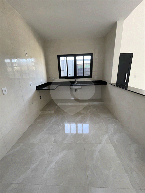 Casa à venda com 3 quartos, 105m² - Foto 5