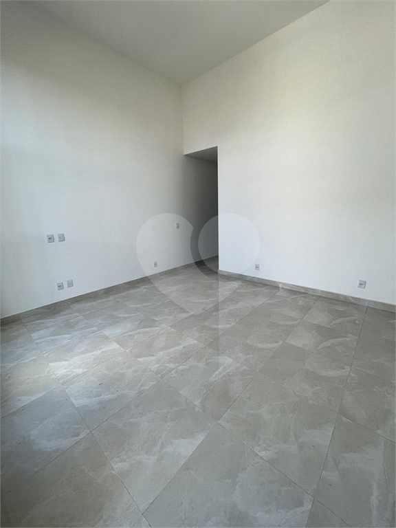Casa à venda com 3 quartos, 105m² - Foto 4