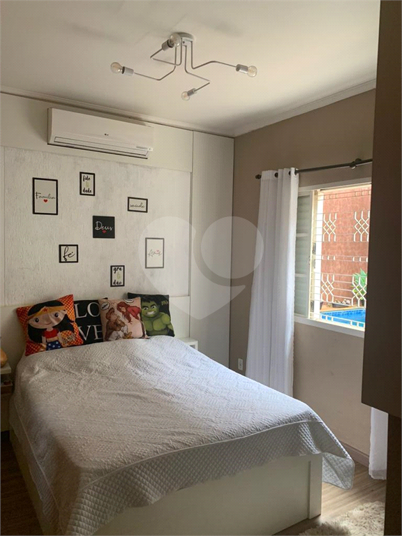 Casa à venda com 3 quartos, 165m² - Foto 14