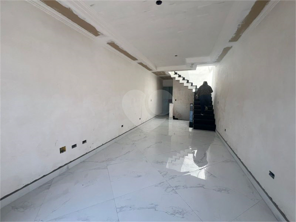 Sobrado  Novo a Venda de  160m2  