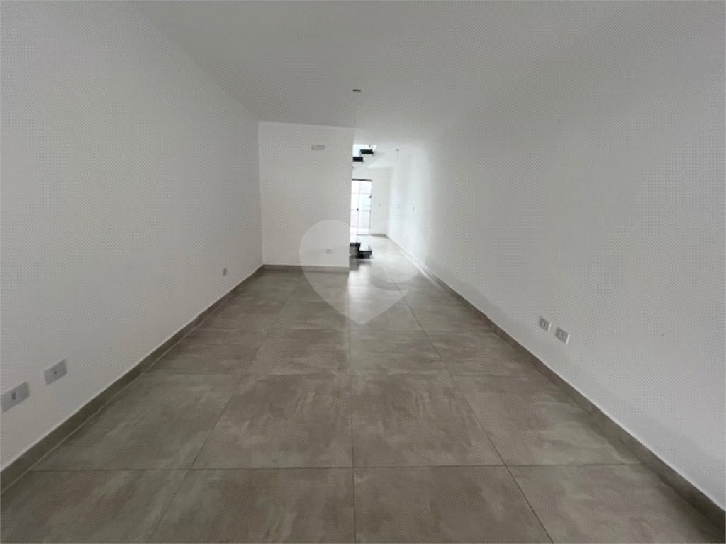 Sobrado  Novo a Venda de  120m2  