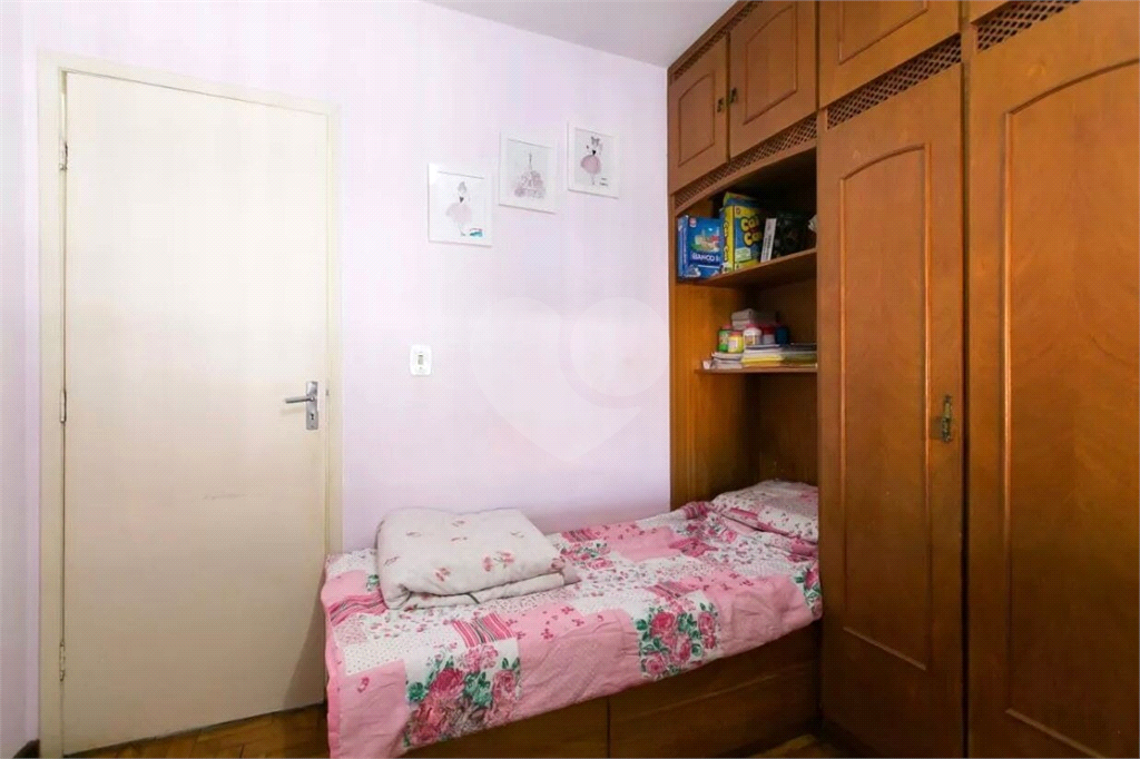 Casa Para Venda em Cidade A.E.Carvalho-4 Dormitórios-3 vagas-151 m2