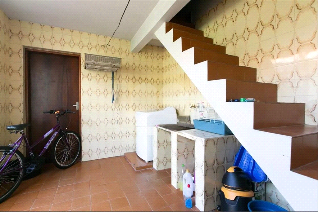 Casa Para Venda em Cidade A.E.Carvalho-4 Dormitórios-3 vagas-151 m2