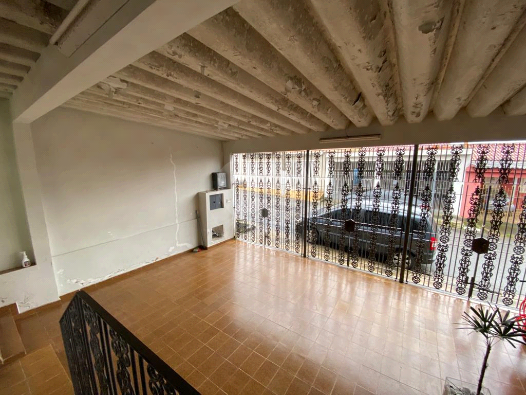 Casa Para Venda em Cidade A.E.Carvalho-4 Dormitórios-3 vagas-151 m2
