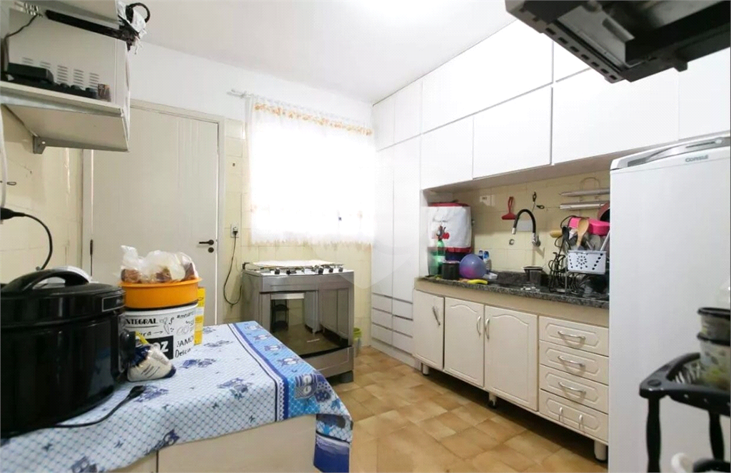 Casa Para Venda em Cidade A.E.Carvalho-4 Dormitórios-3 vagas-151 m2