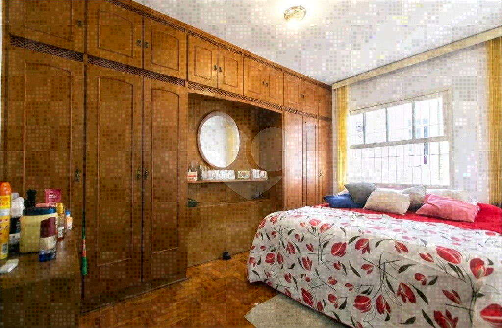 Casa Para Venda em Cidade A.E.Carvalho-4 Dormitórios-3 vagas-151 m2