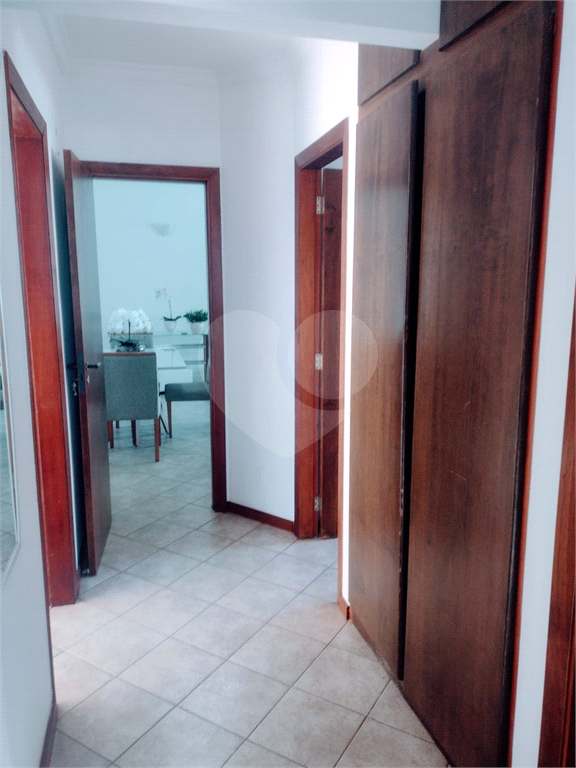 Apartamento à venda com 3 quartos, 107m² - Foto 8