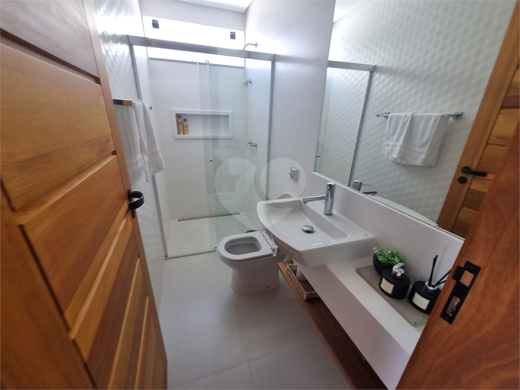 Casa 4 quartos em Caraguatatuba