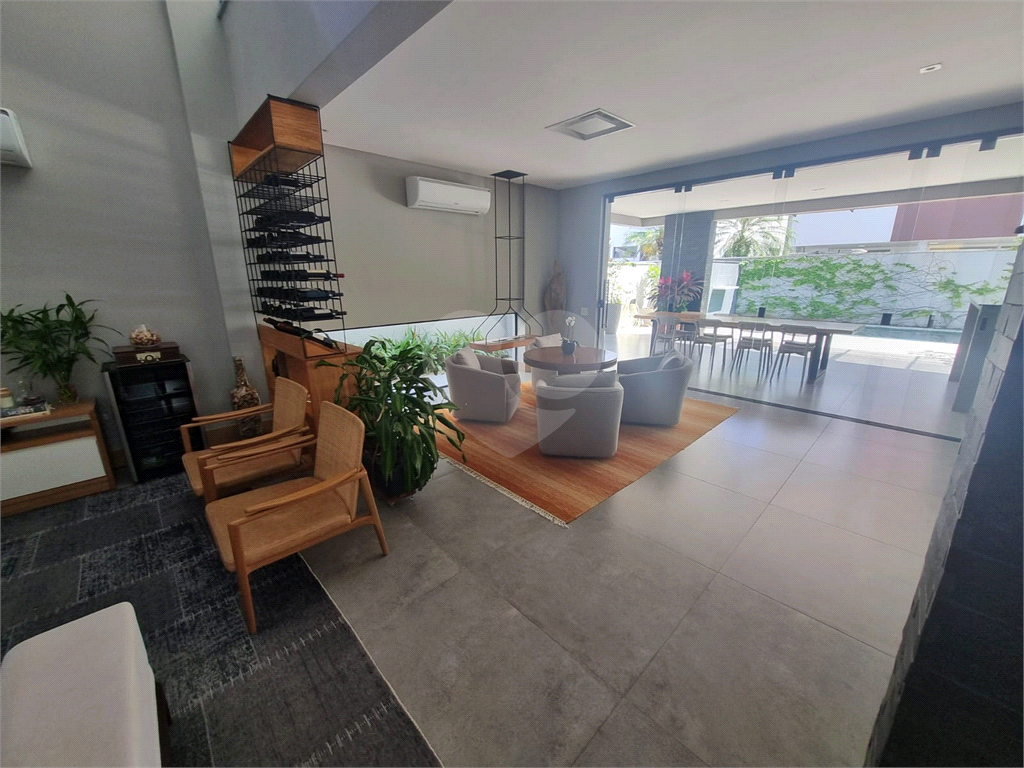 Casa 4 quartos em Caraguatatuba