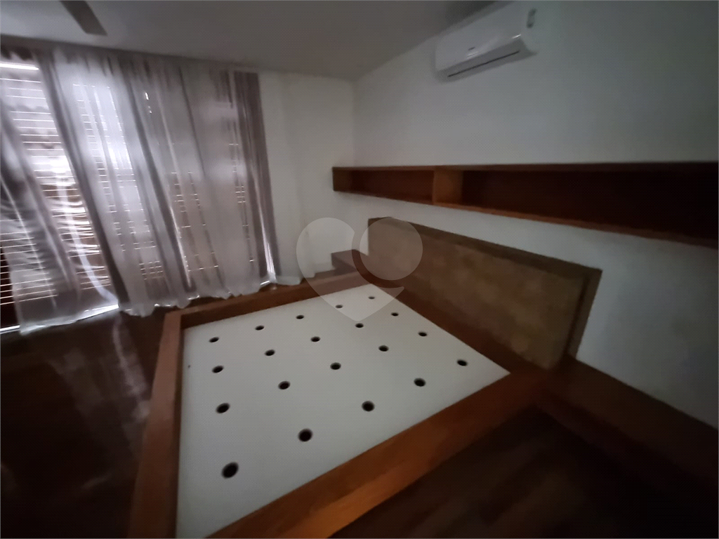 Casa 4 quartos em Caraguatatuba