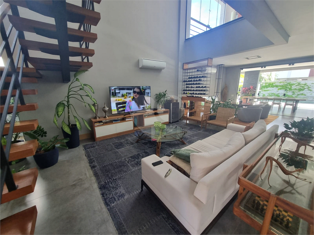 Casa 4 quartos em Caraguatatuba