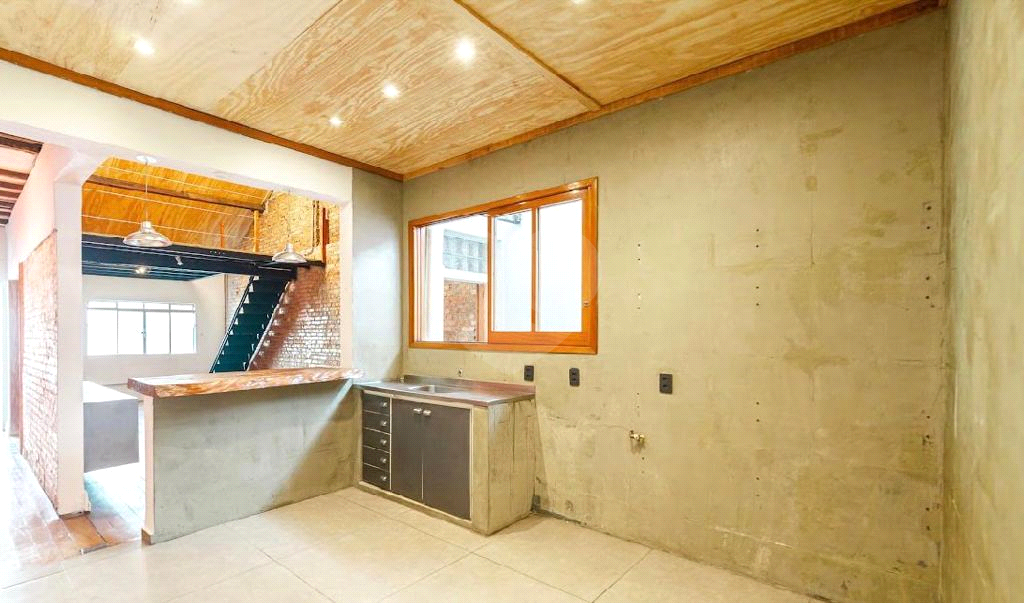 SOBRADO - 2 Quartos - 240M² - BARRA FUNDA