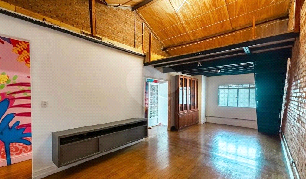 SOBRADO - 2 Quartos - 240M² - BARRA FUNDA