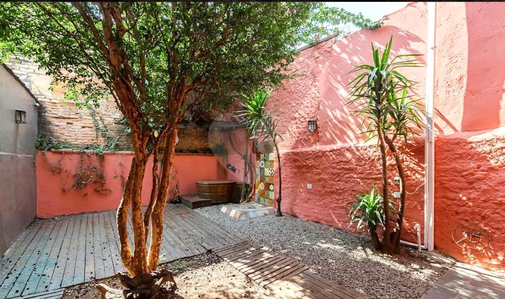 SOBRADO - 2 Quartos - 240M² - BARRA FUNDA