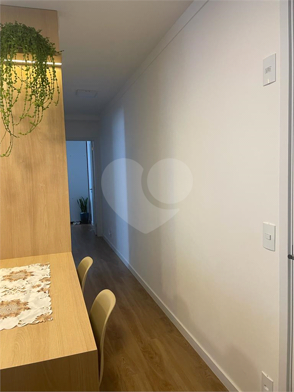 Apartamento à venda com 2 quartos, 60m² - Foto 6