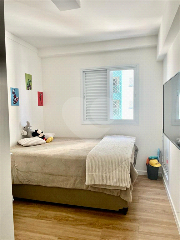 Apartamento à venda com 2 quartos, 60m² - Foto 15