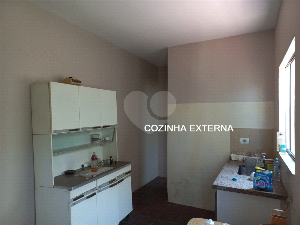 Casa à venda e aluguel com 2 quartos, 190m² - Foto 25