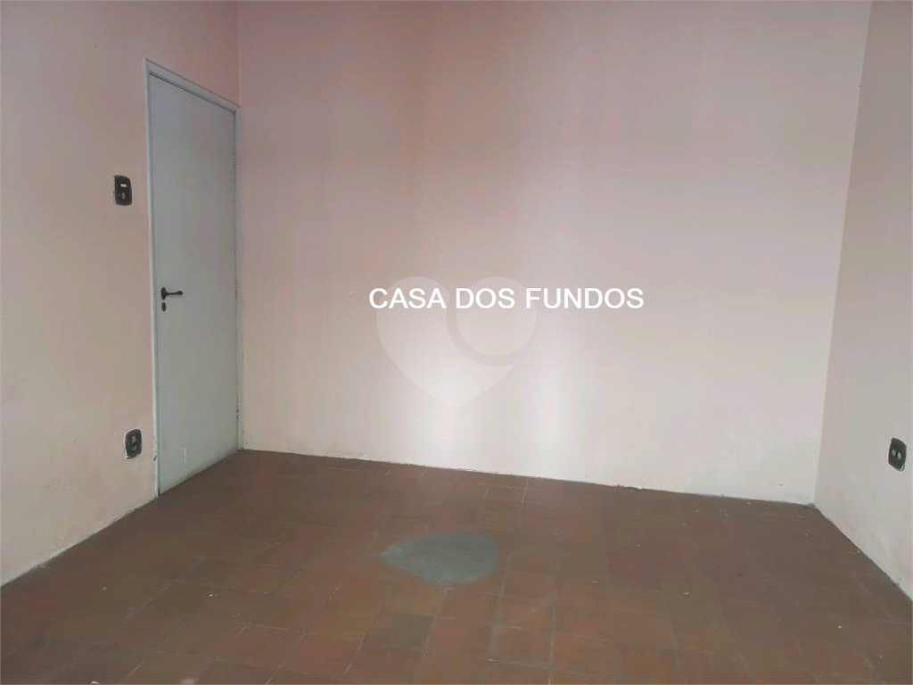 Casa à venda e aluguel com 2 quartos, 190m² - Foto 11