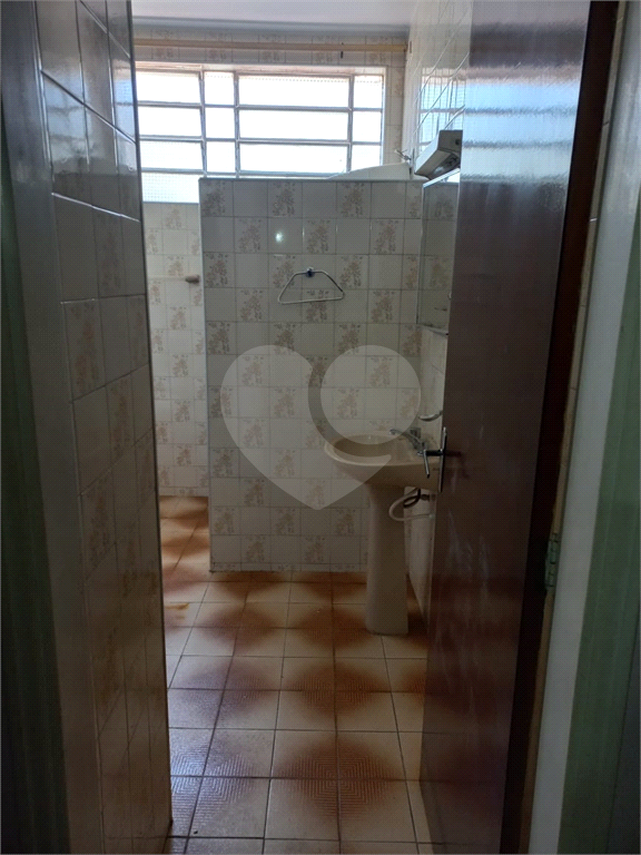 Casa à venda e aluguel com 2 quartos, 190m² - Foto 44
