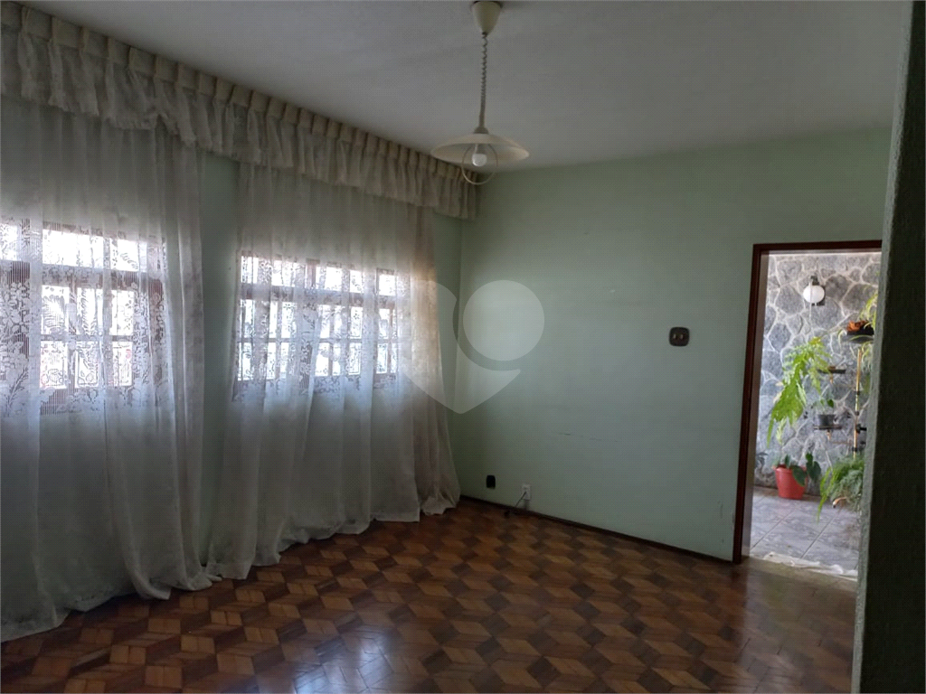 Casa à venda e aluguel com 2 quartos, 190m² - Foto 6