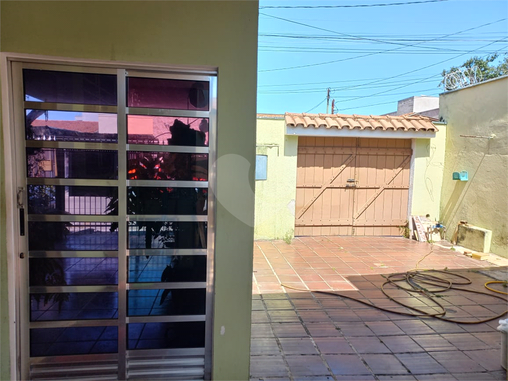 Casa à venda e aluguel com 2 quartos, 190m² - Foto 9