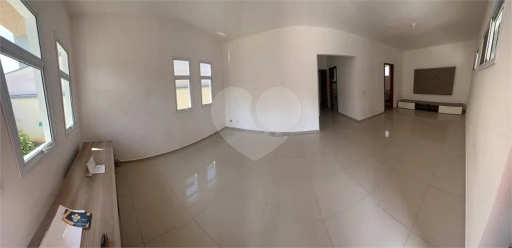 Casa de Condomínio à venda com 3 quartos, 158m² - Foto 1