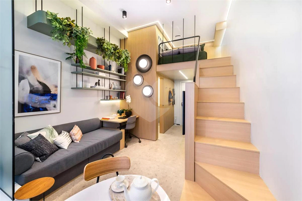 Studio na Vila Mariana, de 24m2   Pé Direito 3,7m