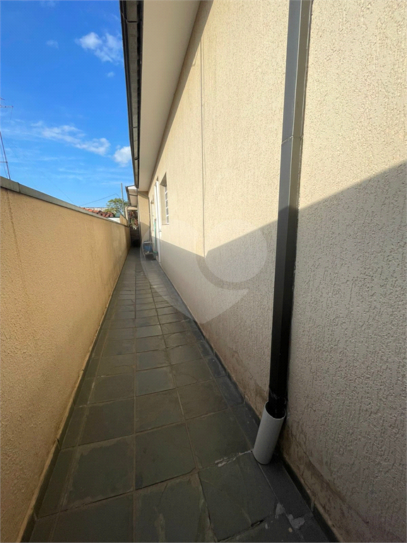 Casa à venda com 3 quartos, 210m² - Foto 10