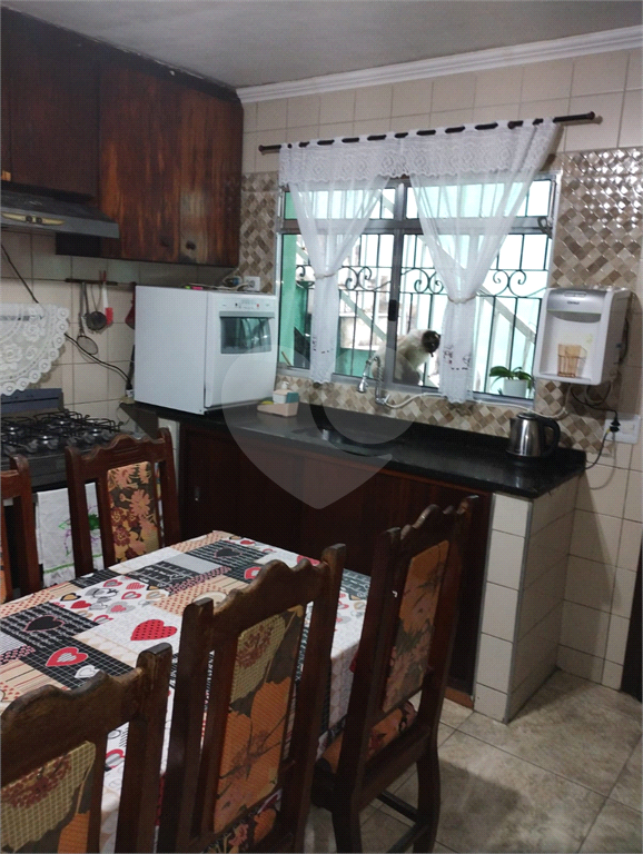 Excelente casa térrea em Itaquera com 02 dormitórios