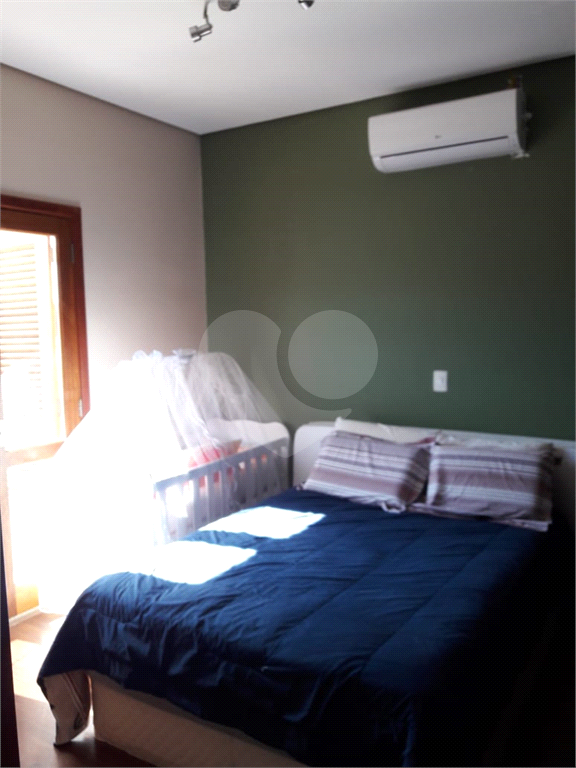 Casa de Condomínio à venda com 4 quartos, 220m² - Foto 26