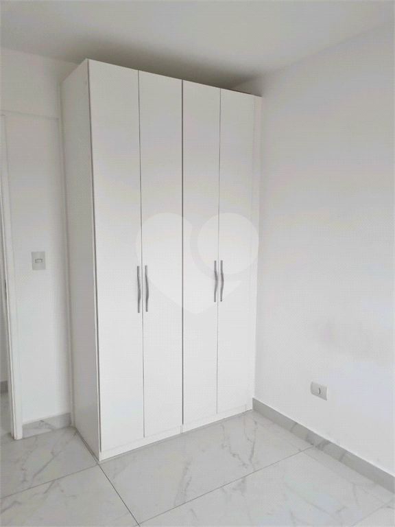 APARTAMENTO em VILA GALVÃO
