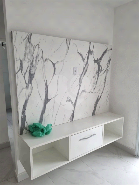 APARTAMENTO em VILA GALVÃO