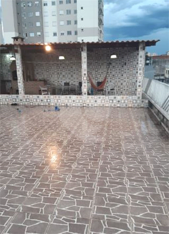 SOBRADO em VILA GALVÃO