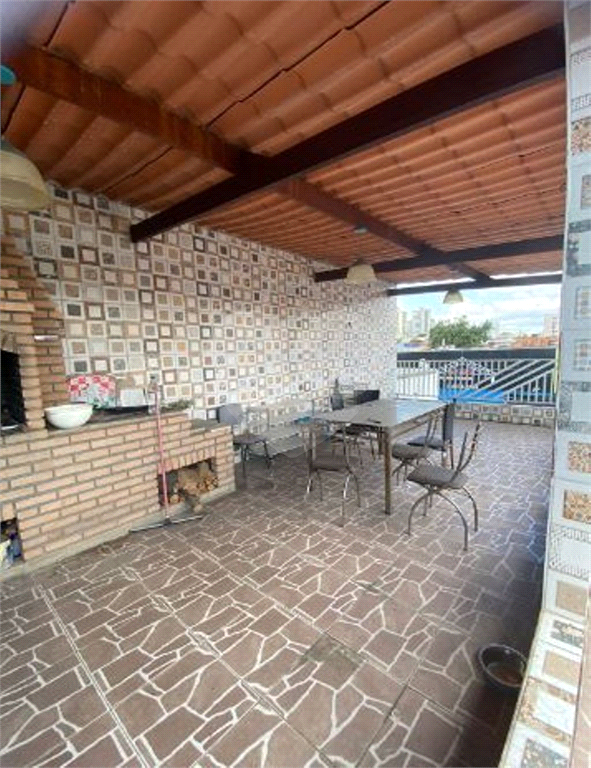 SOBRADO em VILA GALVÃO