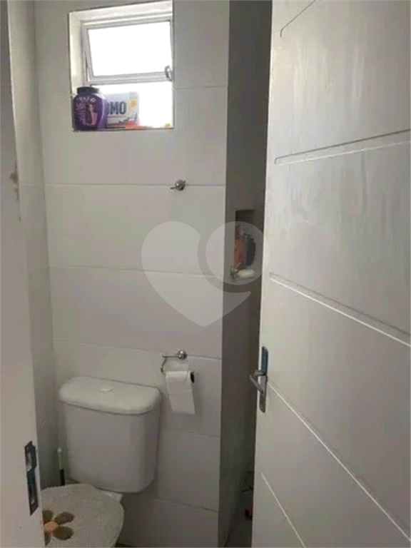 Casa à venda com 2 quartos, 65m² - Foto 11